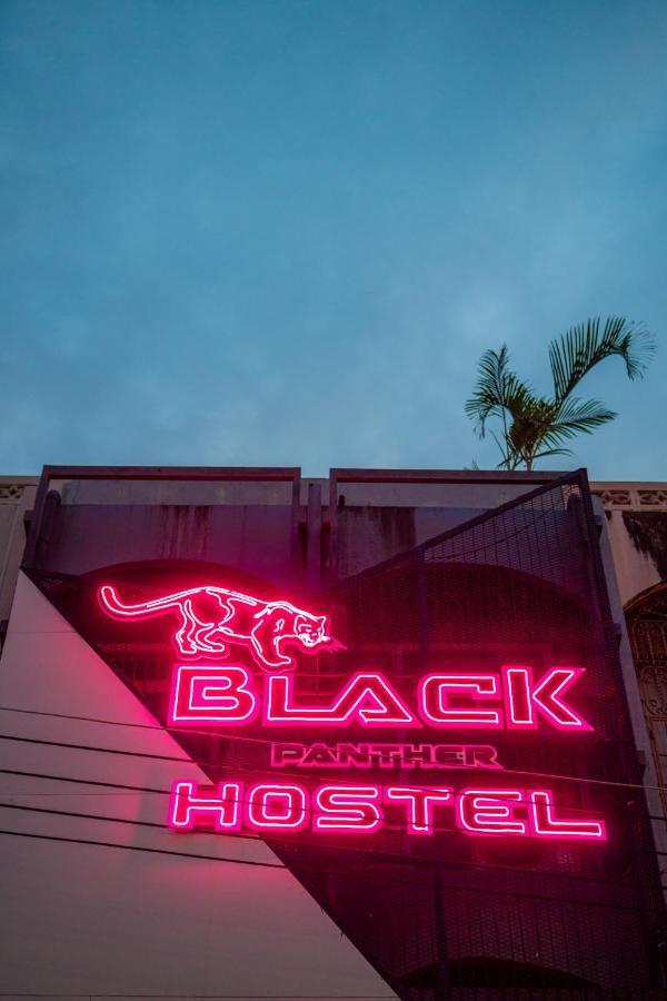 Black Panther Hostel Phuket Dış mekan fotoğraf